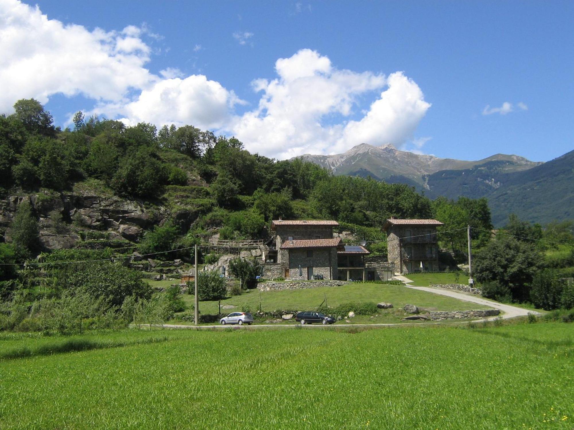 Borgo Erbiola Villa Colico Luaran gambar
