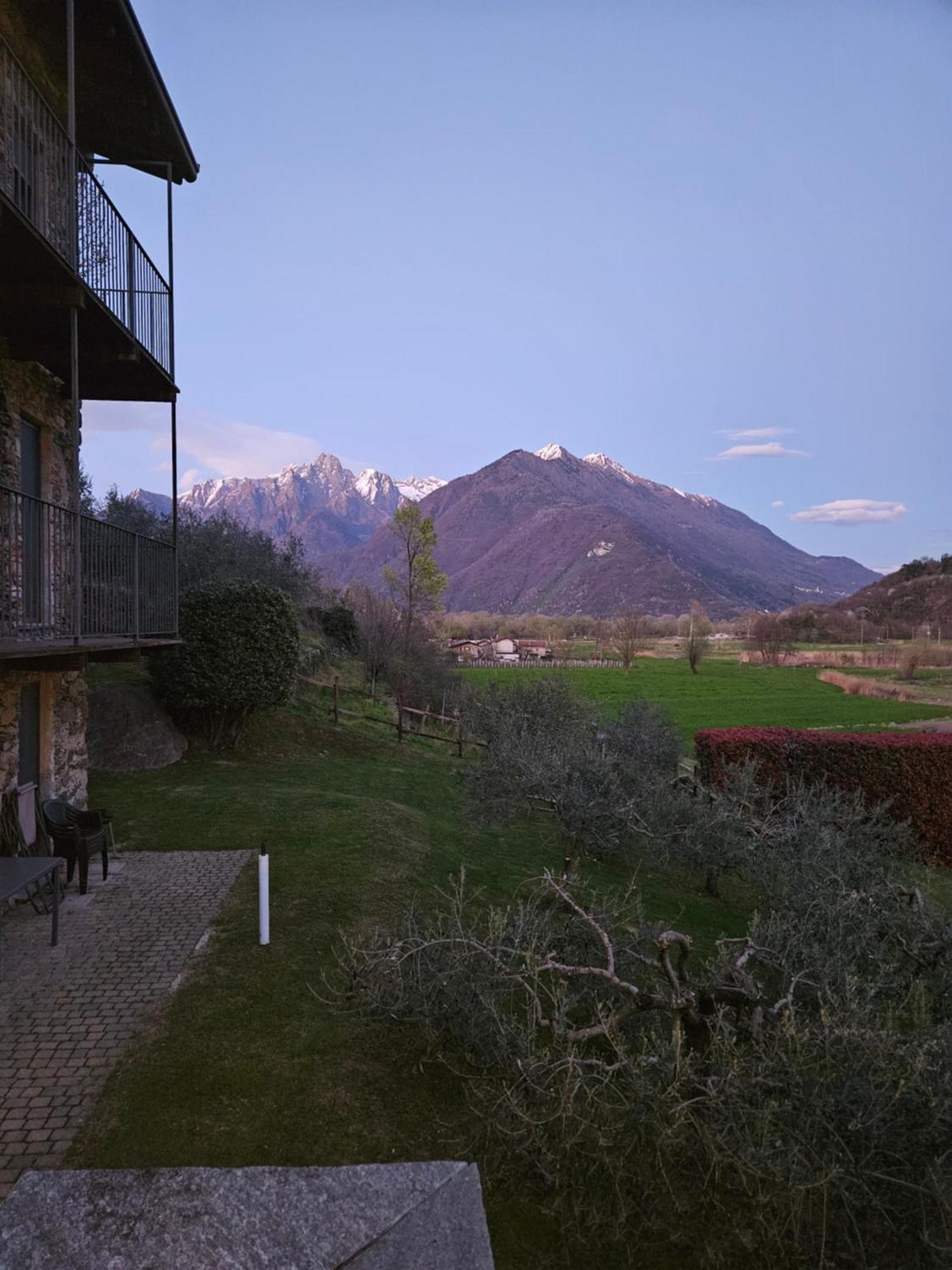 Borgo Erbiola Villa Colico Luaran gambar
