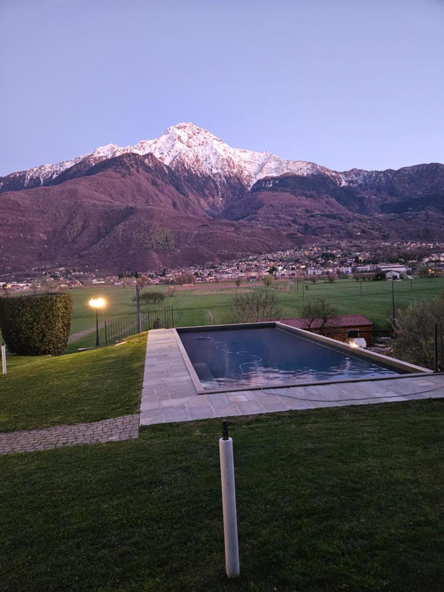Borgo Erbiola Villa Colico Luaran gambar